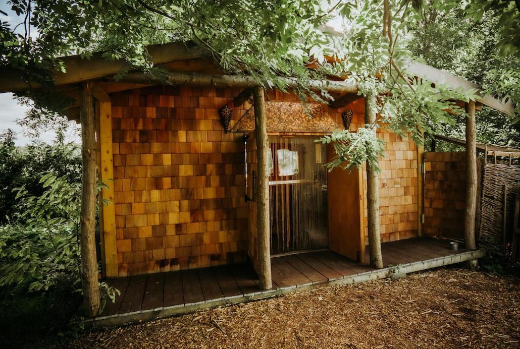 Plush Tents Yurt Village Τσίτσεστερ Εξωτερικό φωτογραφία