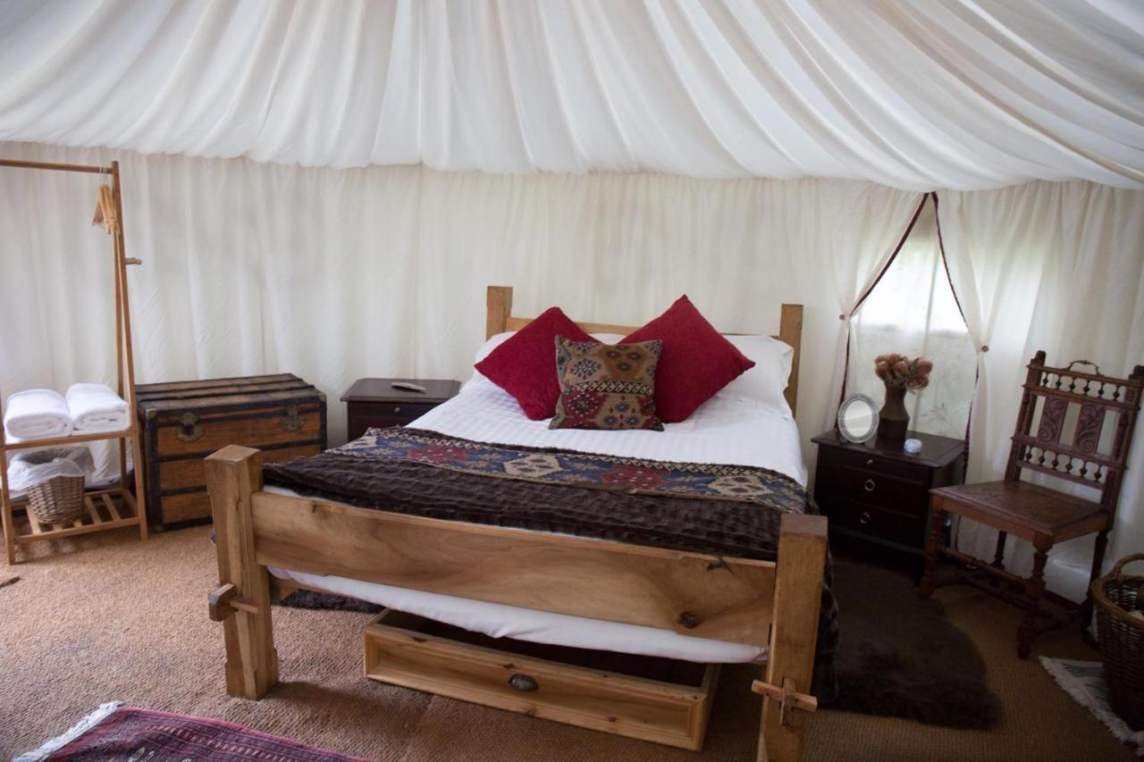 Plush Tents Yurt Village Τσίτσεστερ Εξωτερικό φωτογραφία